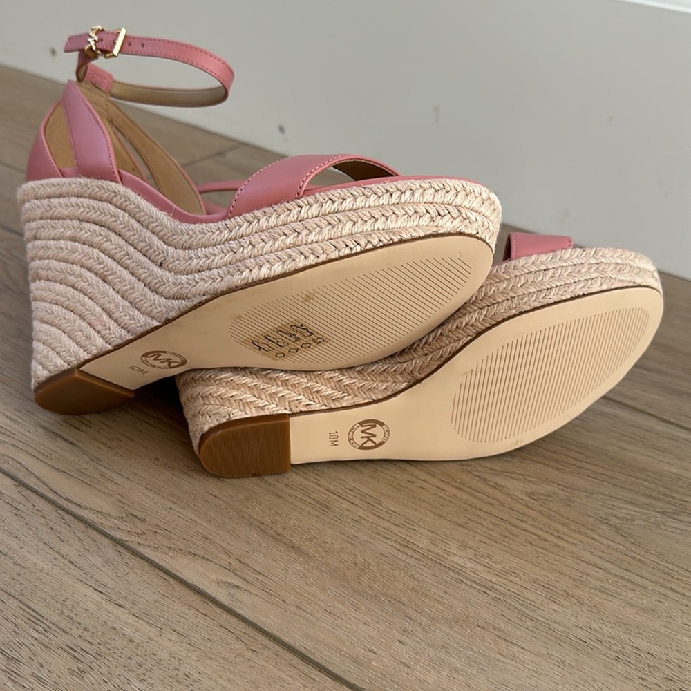 Michael Kors Pink Kimberly Leather Wedge NEW Size 10M - Picture 5 of 5
